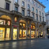 Terziario torinese, ombre sull'abbigliamento e luci sul turismo. La fiducia degli imprenditori cala ma meno che a livello nazionale Terziario torinese, ombre sull'abbigliamento e luci sul turismo. La fiducia degli imprenditori cala ma meno che a livello nazionale