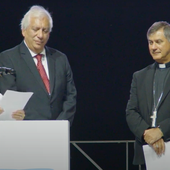 Mons. Repole: “La cultura del nostro tempo diffida dell’amore per sempre ma alla fine questa cultura produce sterminate solitudini”
