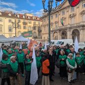 StraVolto 2025, centinaia di giovani e volontari nel cuore di Torino in occasione della Giornata Internazionale del Volontariato