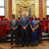 Iveco, l'ambasciatrice indiana a Torino conferma la volontà del gruppo Tata di investire sullo sviluppo del territorio