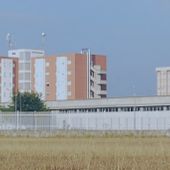 Aggressioni, microtelefoni, droga e alcool: ecco tutti i problemi del carcere di Torino Aggressioni, microtelefoni, droga e alcool: ecco tutti i problemi del carcere di Torino