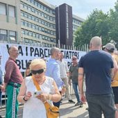 Parcheggiatori abusivi al San Giovanni Bosco, blitz del Comitato Torino Tricolre Parcheggiatori abusivi al San Giovanni Bosco, blitz del Comitato Torino Tricolre