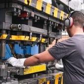 Un secondo trimestre ancora nero per gli artigiani, più pessimismo sui nuovi ordini ma in generale meglio dell'anno scorso