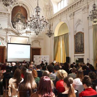 Povertà educativa e digitale nel Nord-Ovest: al via il progetto “Allenarsi al Futuro” a Torino