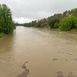 Allerta meteo, aggiornamenti della viabilità stradale e ferroviaria, limitare gli spostamenti in auto ed evitare  le zone prossime ai corsi d’acqua