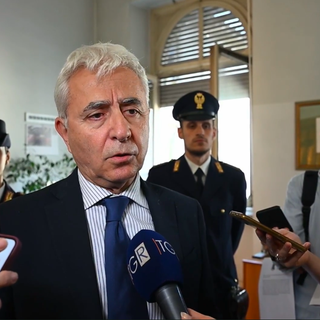 Tifoso ferito, il Questore di Torino: "Le indagini sono in corso" [video]