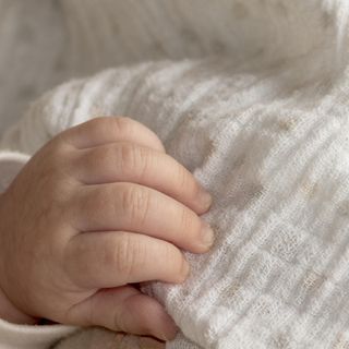 Bonus nuovi nati 2026, al via le domande: contributo da 1.000 euro per ogni figlio