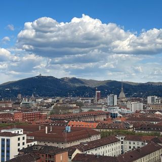 Lingotto e Mirafiori, a Torino si compra casa anche in periferia [video]