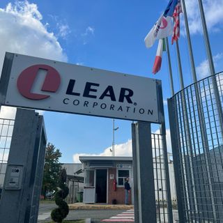 Lear di Grugliasco, situazione sempre più preoccupante: l'azienda ammette la chiusura totale o parziale