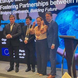 Semiconduttori, al forum di Singapore il ruolo del Piemonte per la collaborazione tra Europa e Asia