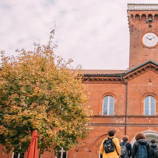 Cgil denuncia: «Alla Scuola Holden risanamento e riorganizzazione si fanno sulle spalle delle lavoratrici e dei lavoratori»
