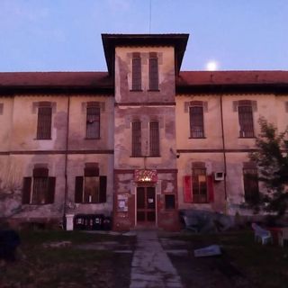 Rave a Collegno, per FdI l’immobile va sgomberato e restituito alla comunità