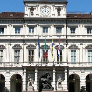 Comune di Torino, all'appello mancano 2.400 dipendenti