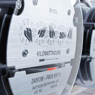 Aumenta il costo dell'energia, per Cna il rischio è un esborso da sei miliardi di euro