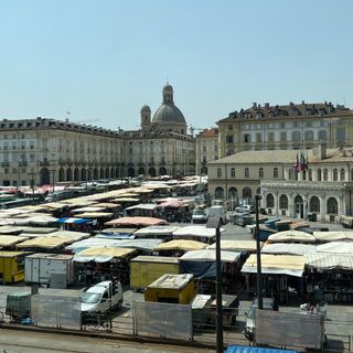 I mercati di Torino sono in crisi, il sindacato ambulanti Goia protesta davanti a Palazzo civico il 7 luglio
