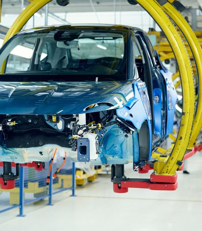 Il Parlamento UE ha deciso: dal 2035 stop alle auto diesel e benzina