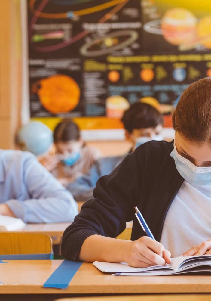 Scuole piemontesi, aumentano focolai e quarantene ma in misura contenuta. Studenti 12-19 anni anni: al 67,6%  vaccinati con due dosi