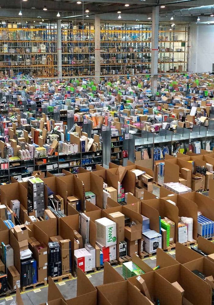 Io, figlio di commercianti, difendo Amazon. E vi spiego perchè. Di Guglielmo Del Pero*