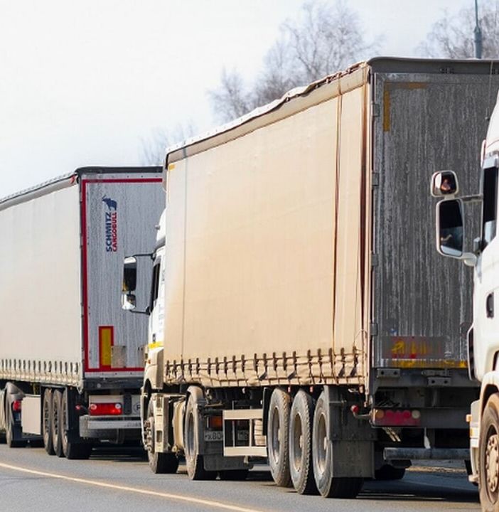 Aumento del prezzo del carburante, pedaggi, rallentamento e viabilità a singhiozzo: autotrasporto in ginocchio