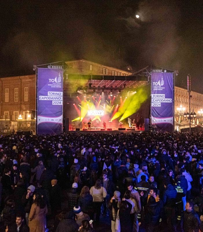 Giachino: &quot;Il Concerto di Capodanno pagato dal Comune onora i No Tav nella Piazza SITAV?&quot;