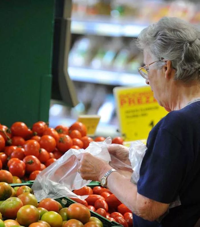 Le pensioni perdono potere d’acquisto: è crisi per tanti pensionati piemontesi