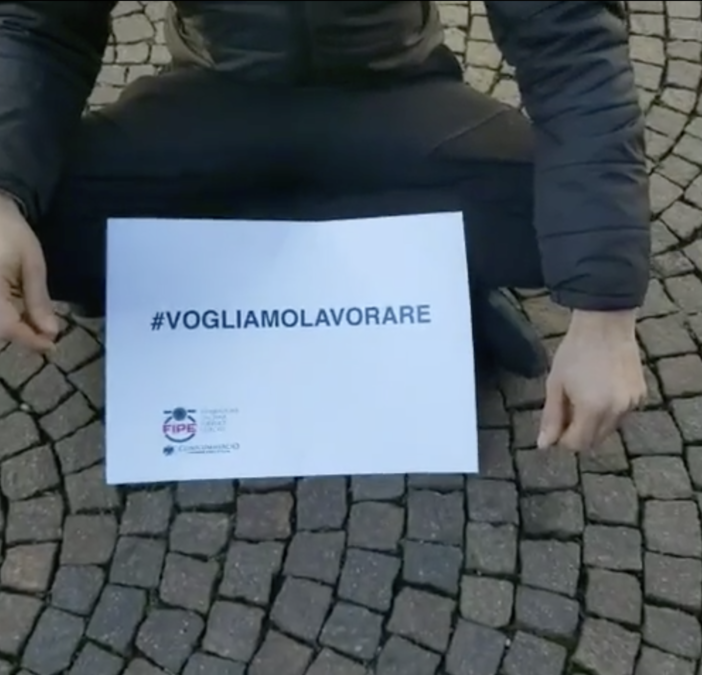 flash mob dei ristoratori a Torino