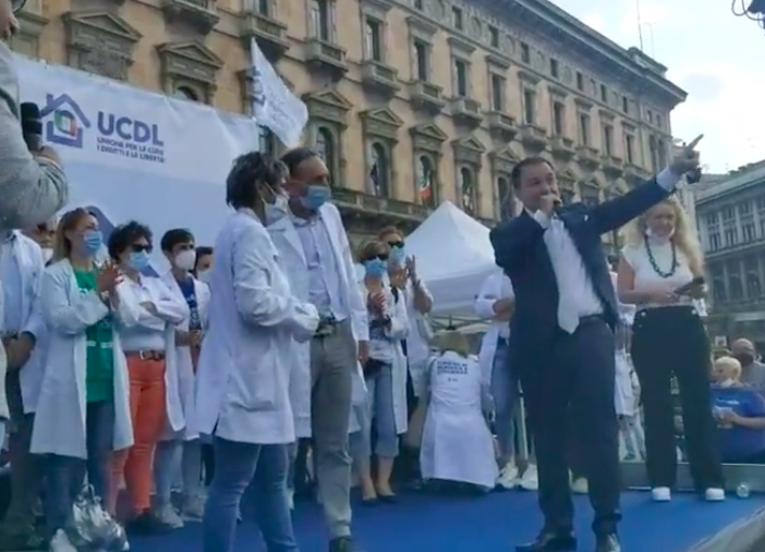 Covid, cure a casa: perchè la televisione pubblica non ne parla? Oggi presidi in tutta Italia per chiedere più trasparenza nell'informazione