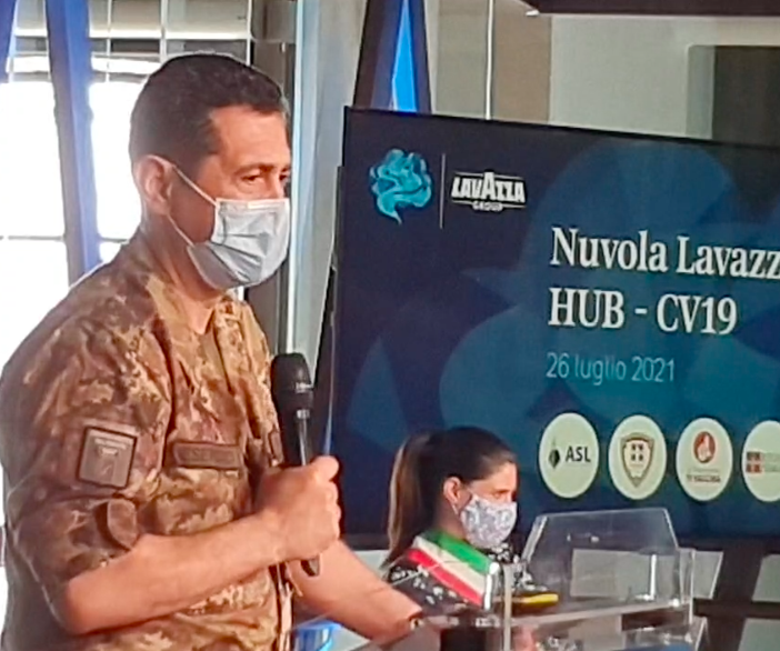 Figliuolo a Torino: &quot;Il vaccino è libero, vaccinandoci salviamo la nostra vita e di chi ci sta vicino&quot;