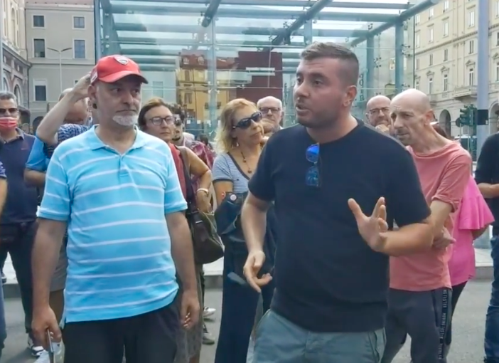 No green pass a Porta Nuova: &quot;Non vogliamo essere contro la legge&quot;