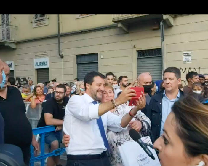 Salvini a Torino: &quot;La Lega è con le periferie&quot;