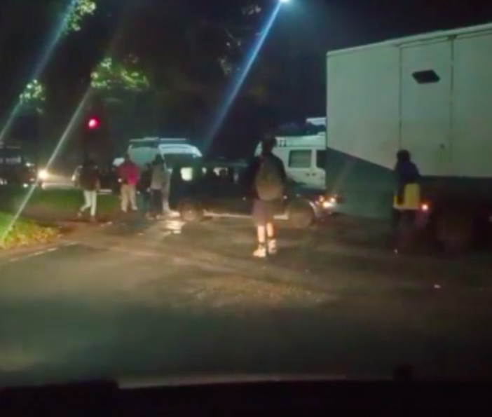 In migliaia per il rave party alle porte di Torino: i partecipanti sono arrivati da tutta Europa