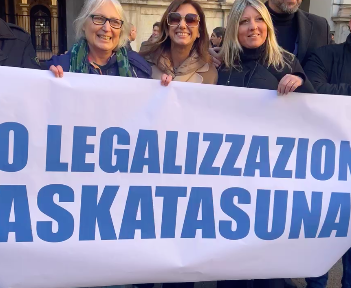 Centro destra, manifestazione contro Askatasuna &quot;bene comune&quot; [video]