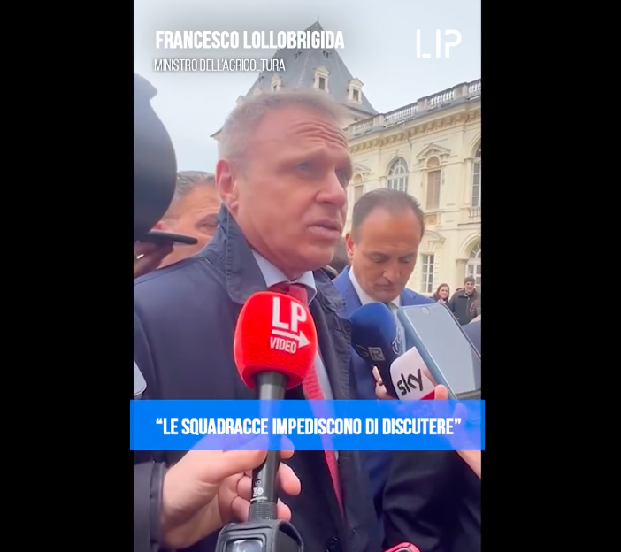 &quot;Le squadracce tentano di impedire di discutere&quot; [video]