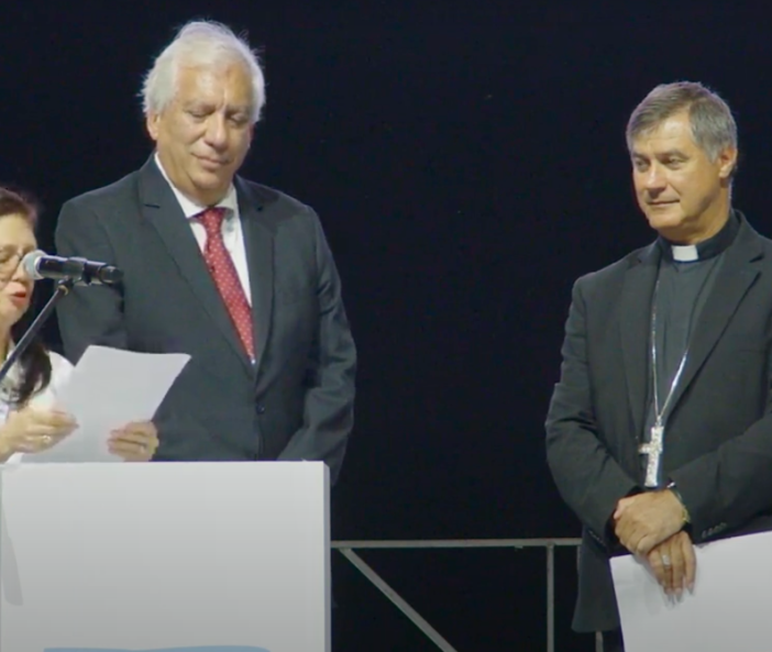 Mons. Repole: “La cultura del nostro tempo diffida dell’amore per sempre ma alla fine questa cultura produce sterminate solitudini”