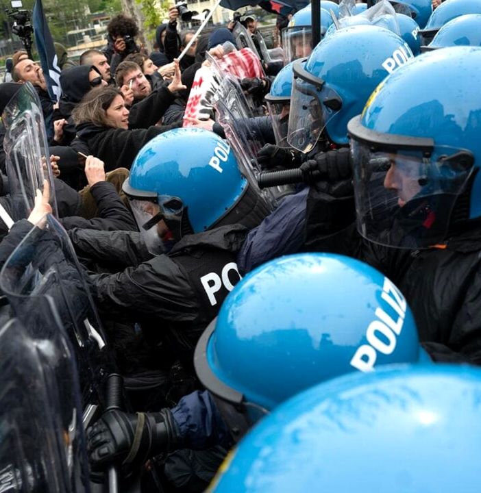 Scontri a Torino, Pantanella (FSP Polizia): &quot;Autonomi travestiti da studenti&quot;, Di Lorenzo (Siap): “Regia di Askatasuna”