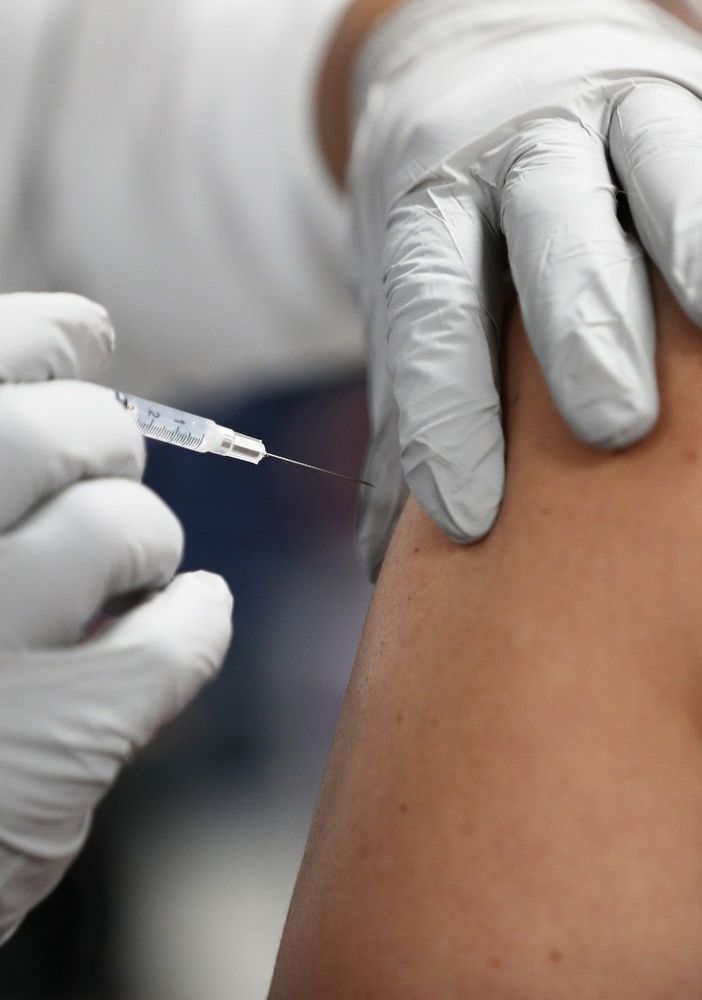 Anticorpi monoclonali: il Piemonte fra le prime Regioni. Over 50 con obbligo vaccinale: da oggi le preadesioni