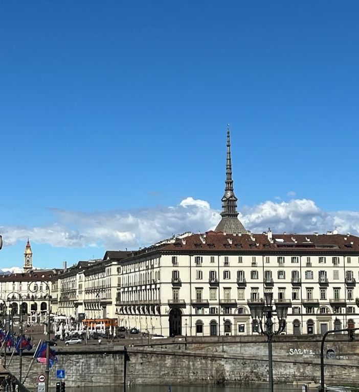 Le città più care d'Italia: in testa Milano e Bolzano, Torino al 20° posto, il Piemonte è la 7° regione per costo della vita
