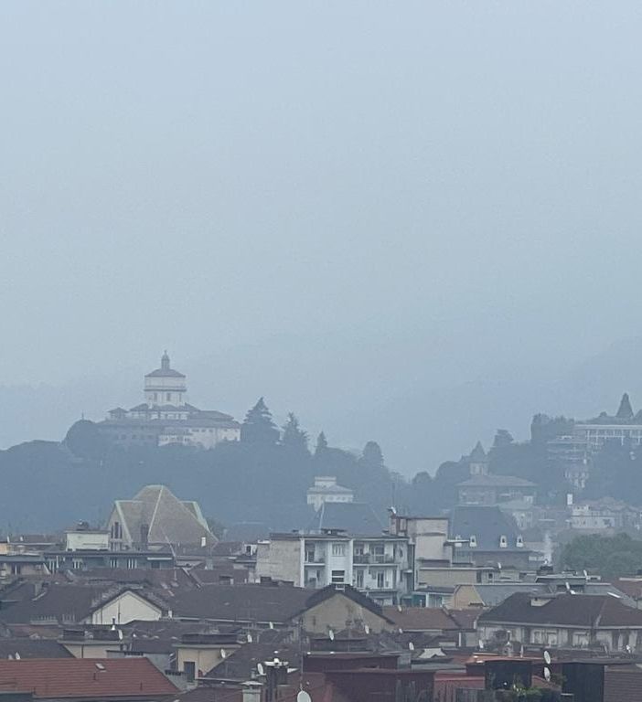 Arriva il maltempo, allerta meteo per alcune zone del Piemonte, aperta la sala operativa della Protezione Civile