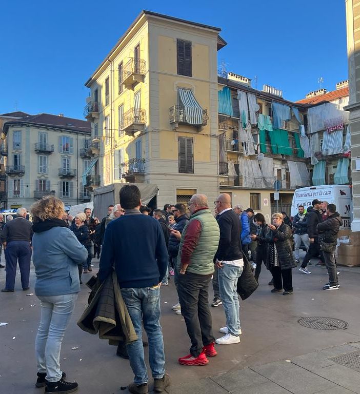 Torino, piazza Foroni: lasciate ogni speranza voi che entrate?