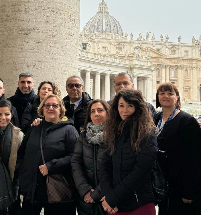 400 artigiani del Piemonte dal Papa: “Gli artigiani mettono cuore, mani e piedi, le macchine eseguono”