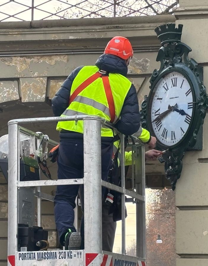 Torino fa ripartire le lancette dei suoi orologi storici
