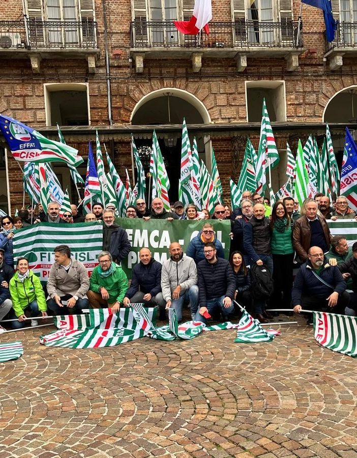 Manifestare è un diritto, non un crimine. A Torino il presidio regionale di Cisl