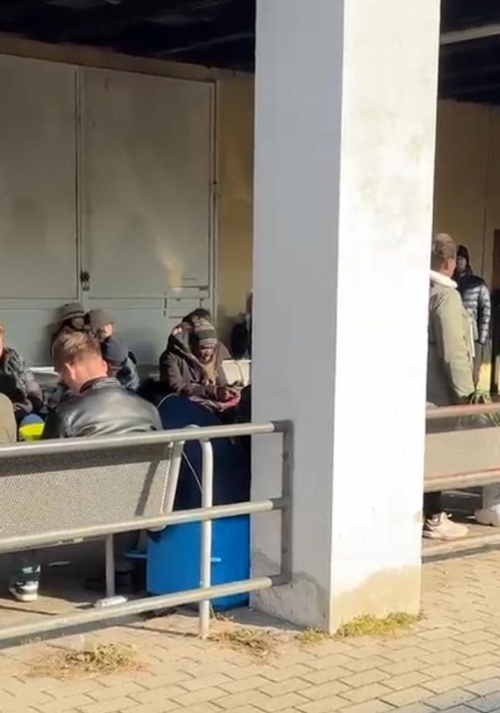 Anche la Regione cerca soluzioni per l'Ufficio immigrazione di corso Verona