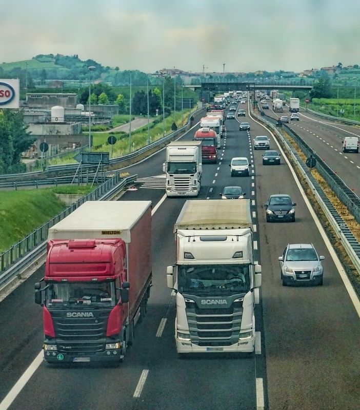 AAA autista cercasi, in dieci anni in Piemonte sparite tremila imprese di trasporti