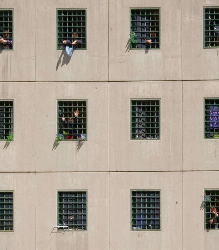 Torino, aggressione contro agente del carcere, Sappe: “Poliziotti penitenziari lasciati soli e allo sbaraglio: si dimettano i vertici dell'amministrazione penitenziaria”