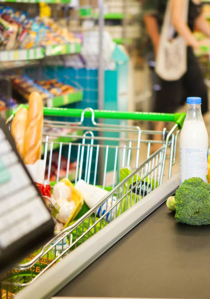 Commercio: il carrello è più vuoto, il portafoglio anche