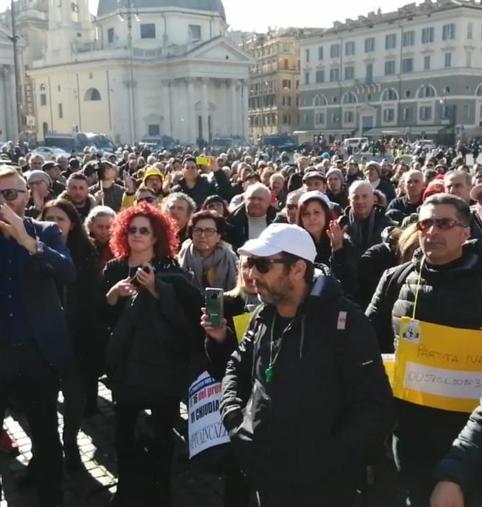 “Dopo Roma, anche a Torino”: commercianti e piccole partite Iva di nuovo in piazza per avere l'attenzione delle istituzioni