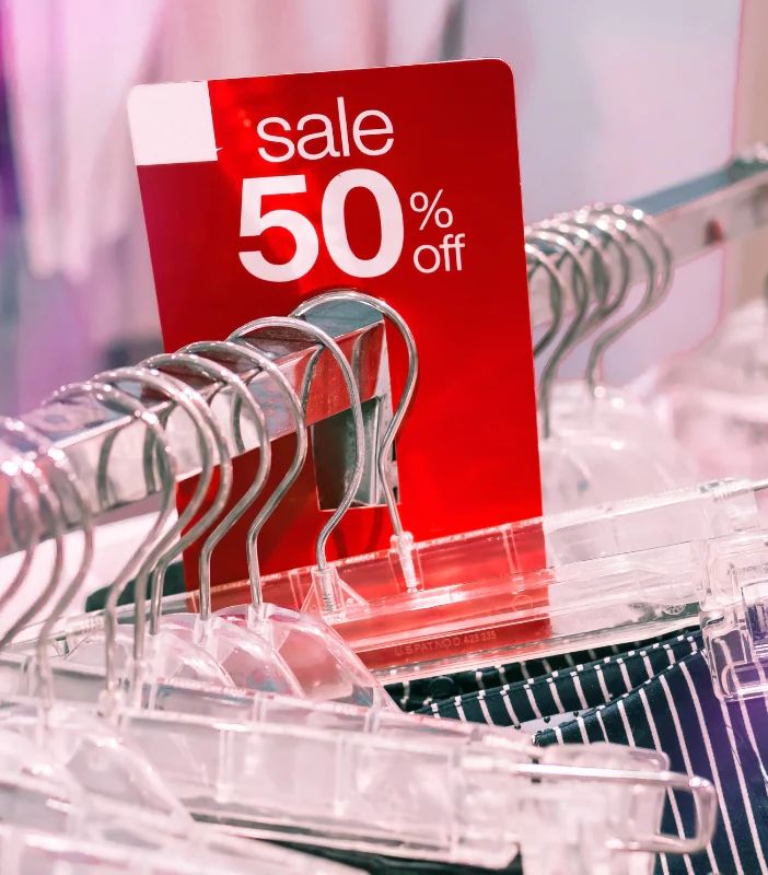 Saldi, domani ultimo giorno ma il bilancio è amaro: vendono meno sette negozi su dieci