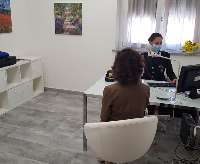 Dai carabinieri di Pianezza “Una stanza tutta per sè” per le vittime di violenza di genere