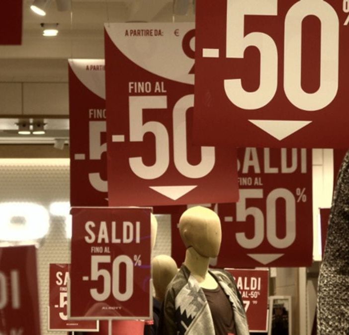 Saldi, avanti piano. Confesercenti: “I segnali di difficoltà c'erano tutti”